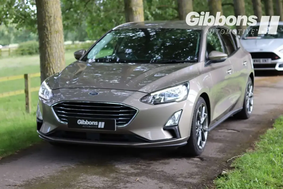 Used Ford Focus Titanium 125 HP (91 kW) 2020 Silver Hatchback
