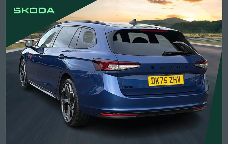 Used Skoda Superb SportLine 200 HP (147 kW) 2025 Blue Estate