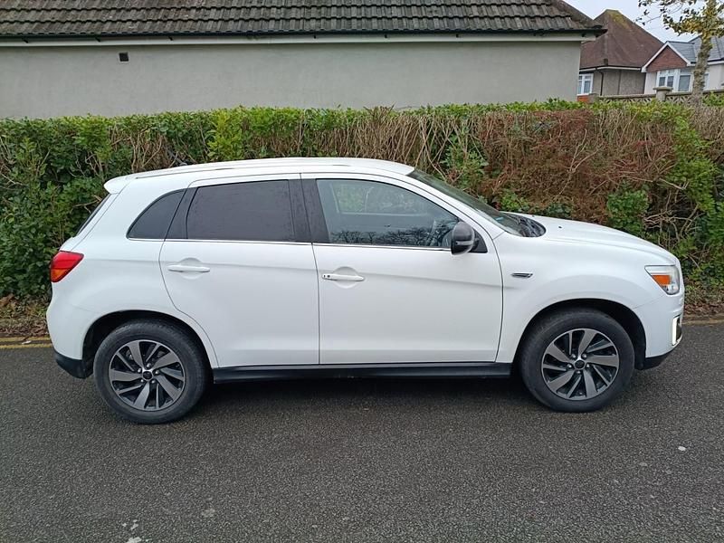 Used Mitsubishi ASX 2015 White SUV