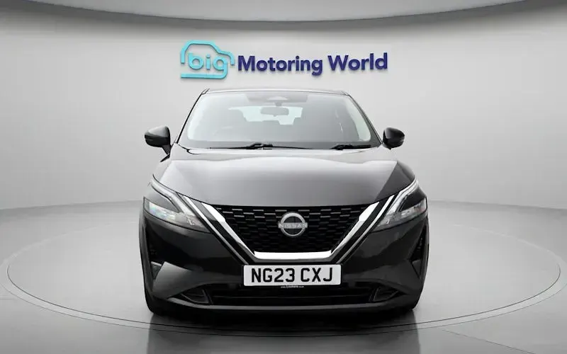 Used Nissan Qashqai Acenta Premium 140 HP (102 kW) 2023 Black SUV