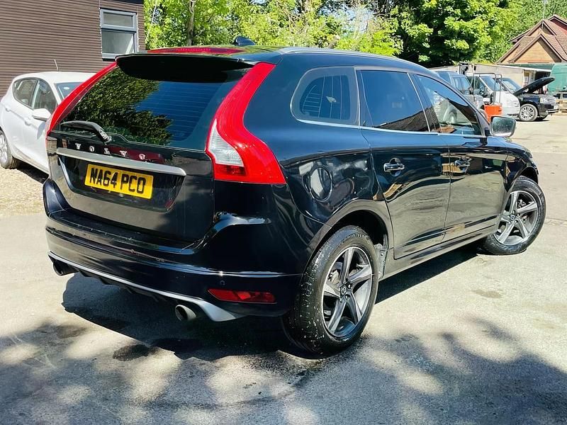 Used Volvo XC60 R-Design 181 HP (133 kW) 2014 Black SUV