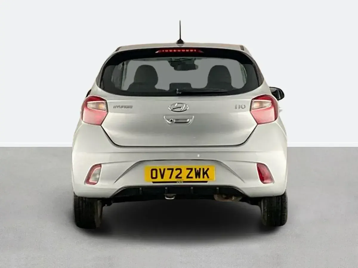 Used Hyundai i10 SE 84 HP (61 kW) 2022 Silver Hatchback