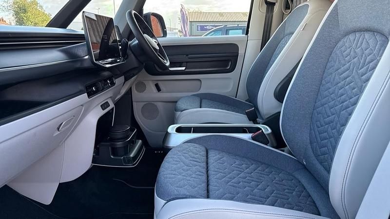 Used VW ID. Buzz Pro 210 kW (286 HP) 2025 Black MPV