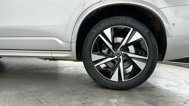 Used Volvo XC90 Plus 232 HP (170 kW) 2023 SUV