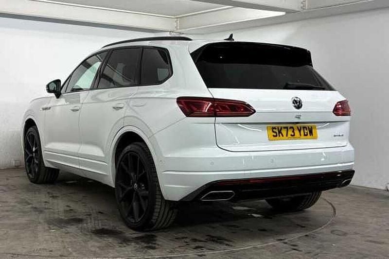 Used VW Touareg R 462 HP (339 kW) 2023 White SUV