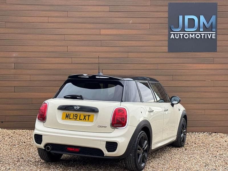 Used Mini Cooper Hatch 2019 White Hatchback