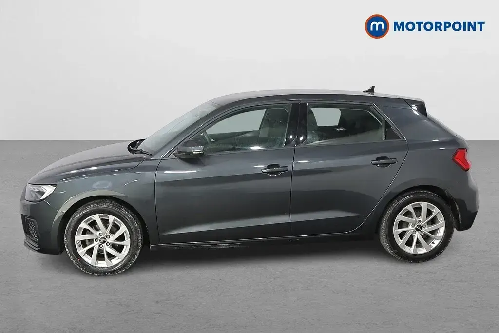 Usado Audi A1 Sport 2023 Cinzento SUV