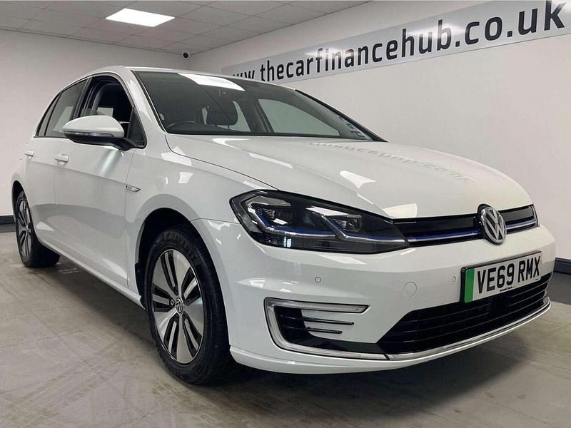 White Used 2019 VW e-Golf Hatchback | £7,990 (Fair price) - Image 1/4