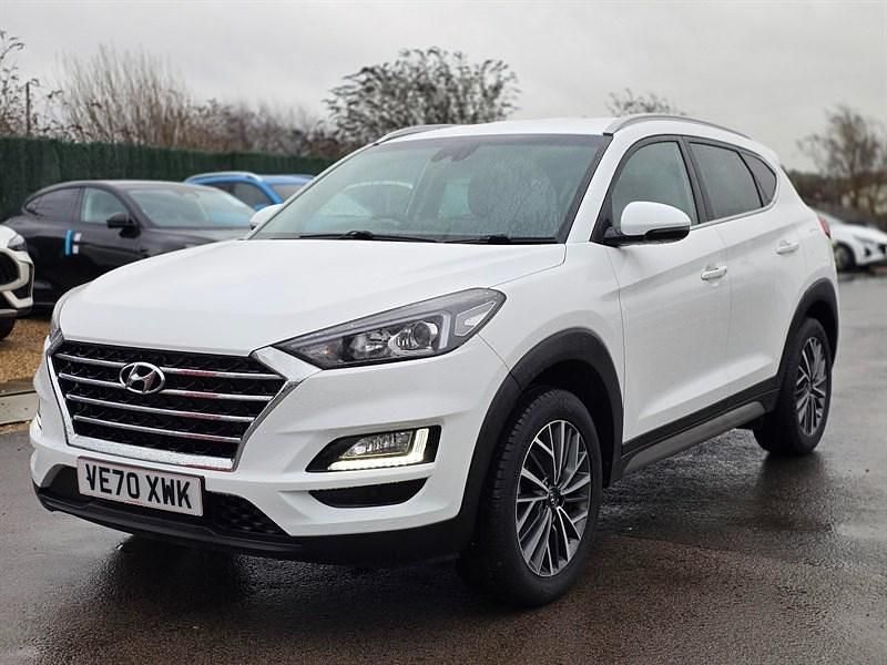 White Used 2021 Hyundai Tucson Premium SUV | £16,398 (Fair price) - Image 1/4