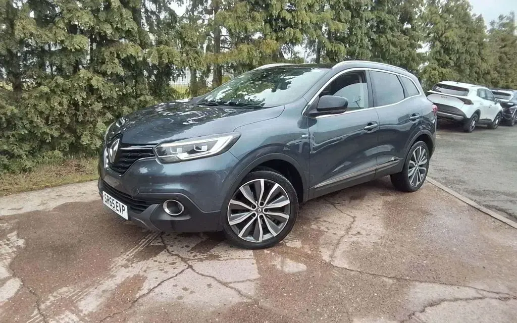 Used Renault Kadjar Signature 110 HP (80 kW) 2015 Grey SUV