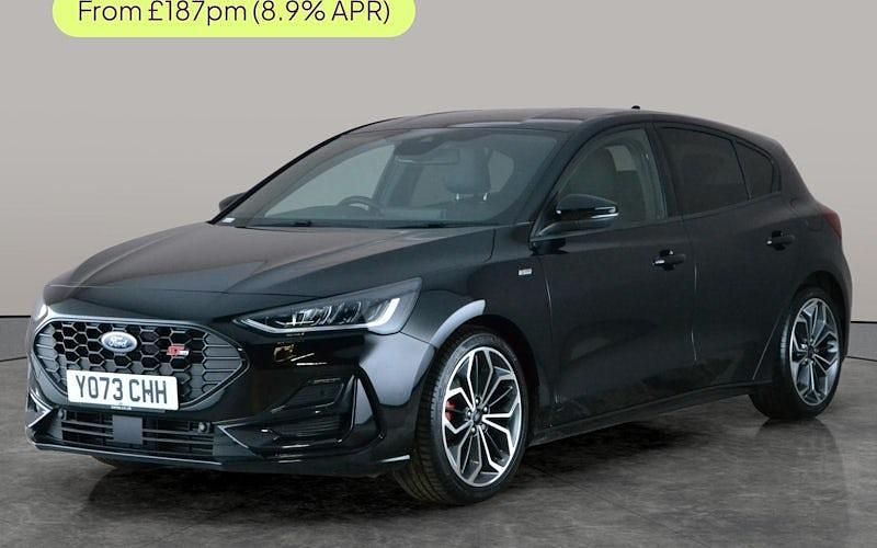 Used Ford Focus ST-Line X 125 HP (91 kW) 2024 Black Hatchback