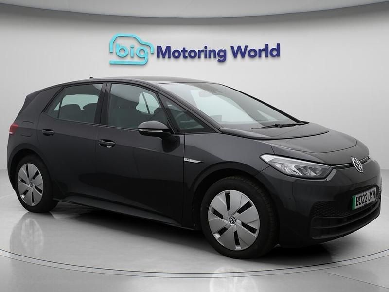 Grey Used 2022 VW ID.3 Pro Performance Hatchback | £13,500 (Good price) - Image 1/4