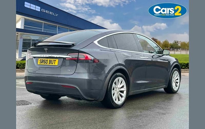 Used Tesla Model X 244 kW (333 HP) 2017 Silver SUV