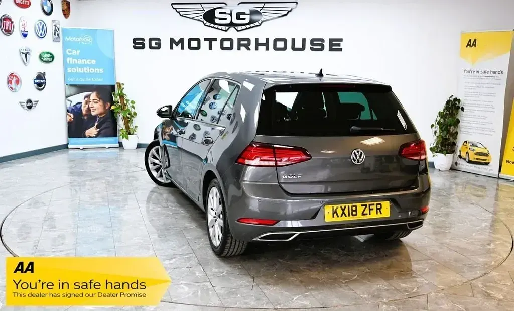 Second-hand VW Golf VII GT 150 CP (110 kW) 2018 Gri Hatchback