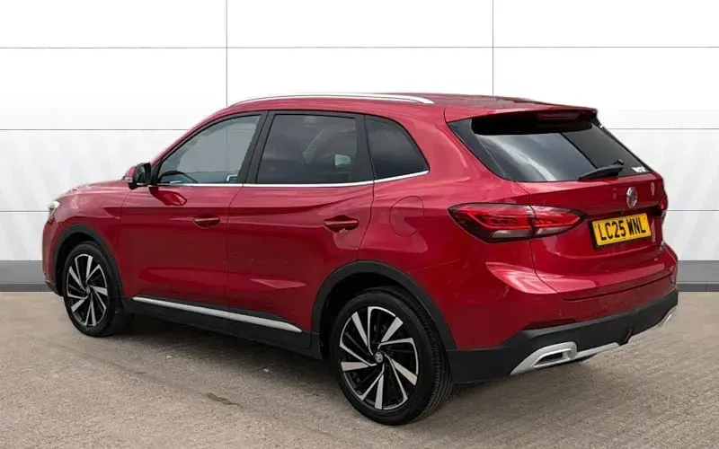 Used MG ZS Trophy 196 HP (144 kW) 2025 Red SUV