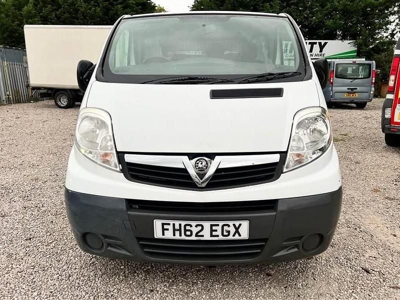 White Used 2013 Vauxhall Vivaro Van | £4,650 (A bit pricey) - Image 1/4