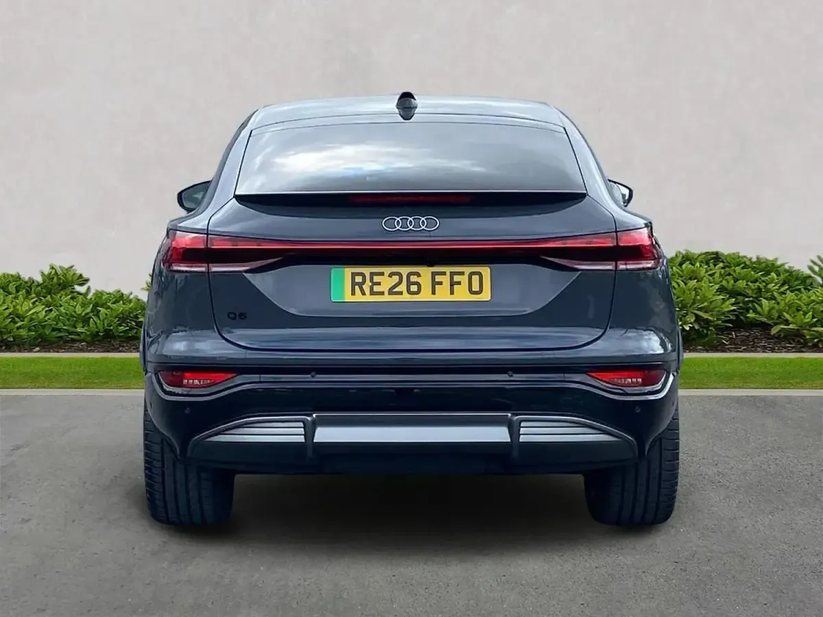 Used Audi e-tron Sport 185 kW (252 HP) 2026 Grey SUV