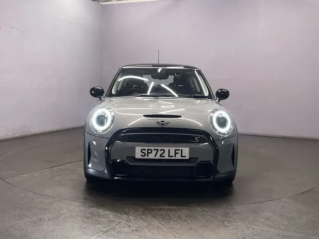 Used Mini Cooper S Classic 178 HP (130 kW) 2022 Grey Hatchback