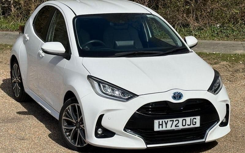 Used Toyota Yaris Hybrid 116 HP (85 kW) 2024 Hatchback