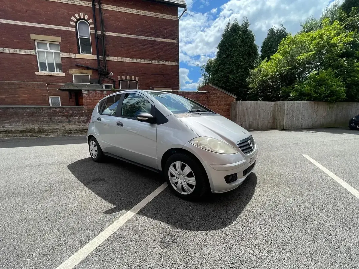 Used Mercedes A150 Classic 95 HP (69 kW) 2008 Silver Hatchback