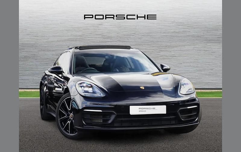 Used Porsche Panamera Platinum Edition 456 HP (335 kW) 2023 Black Estate