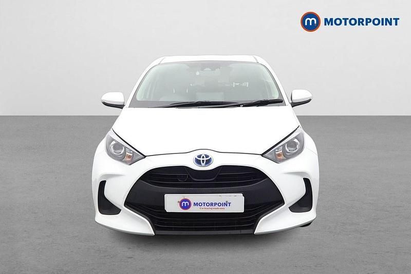 Used Toyota Yaris Hybrid 2023 White Hatchback