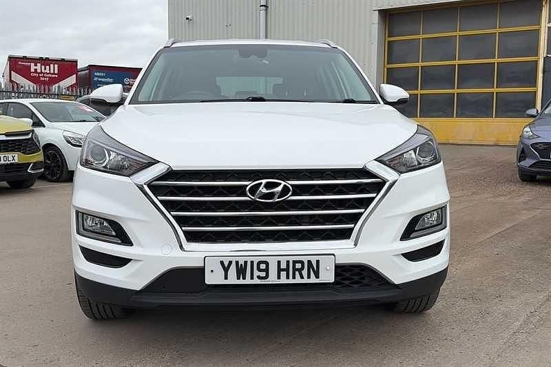 Used Hyundai Tucson SE 2019 White SUV