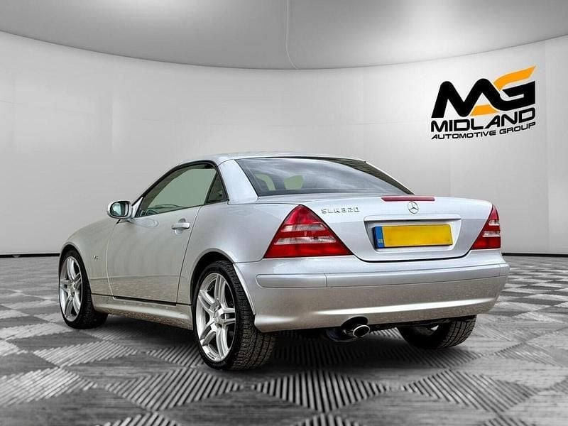 Used Mercedes SLK320 215 HP (158 kW) 2004 Silver Cabriolet