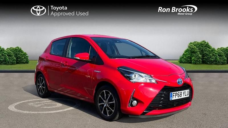 Red Used 2019 Toyota Yaris Hybrid Hatchback | £12,700 (Super price) - Image 1/4