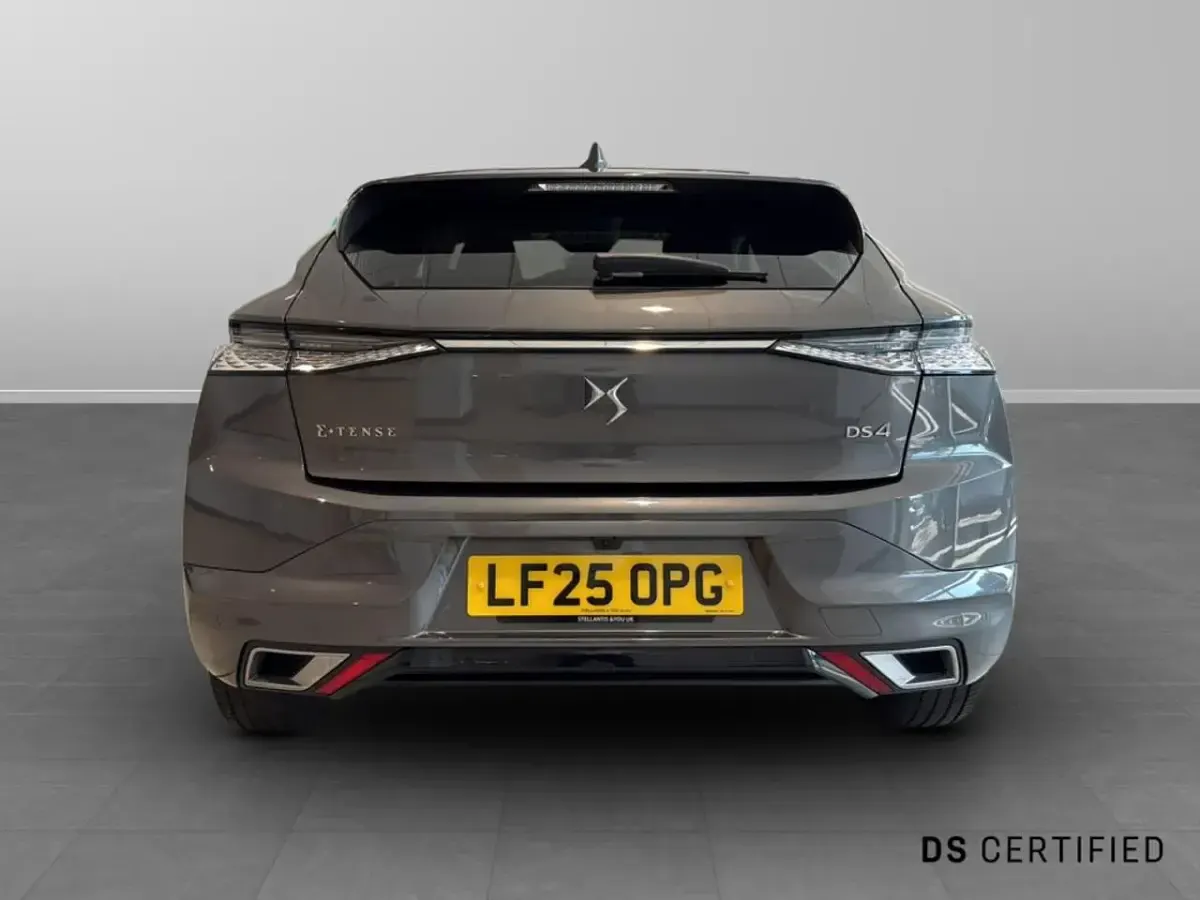 Used DS Automobiles DS4 Rivoli 222 HP (163 kW) 2025 Grey SUV