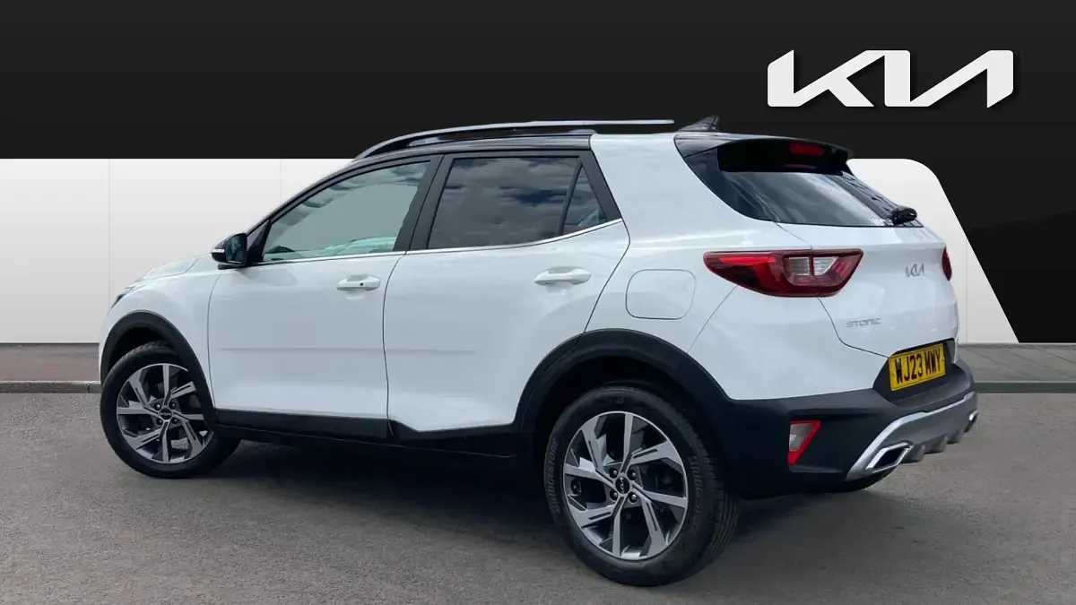 Used Kia Stonic GT-Line S 120 HP (88 kW) 2023 White SUV