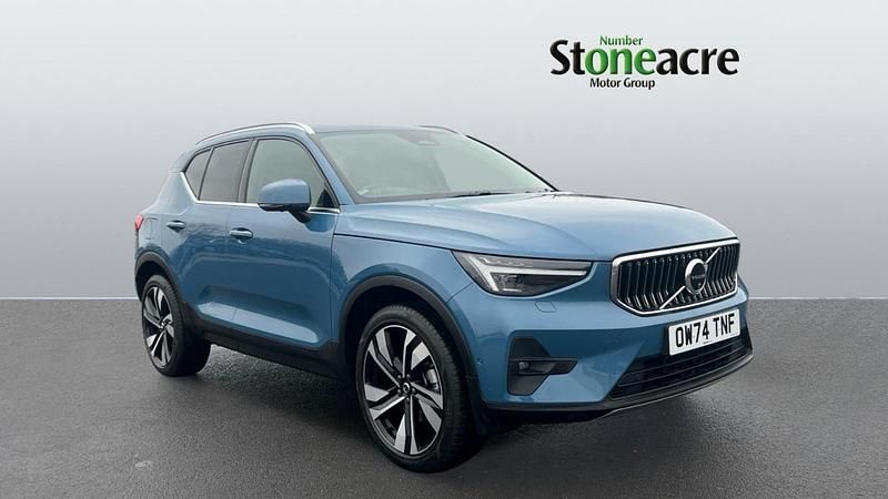 Blue Used 2025 Volvo XC40 Ultra SUV | £31,928 (Good price) - Image 1/4