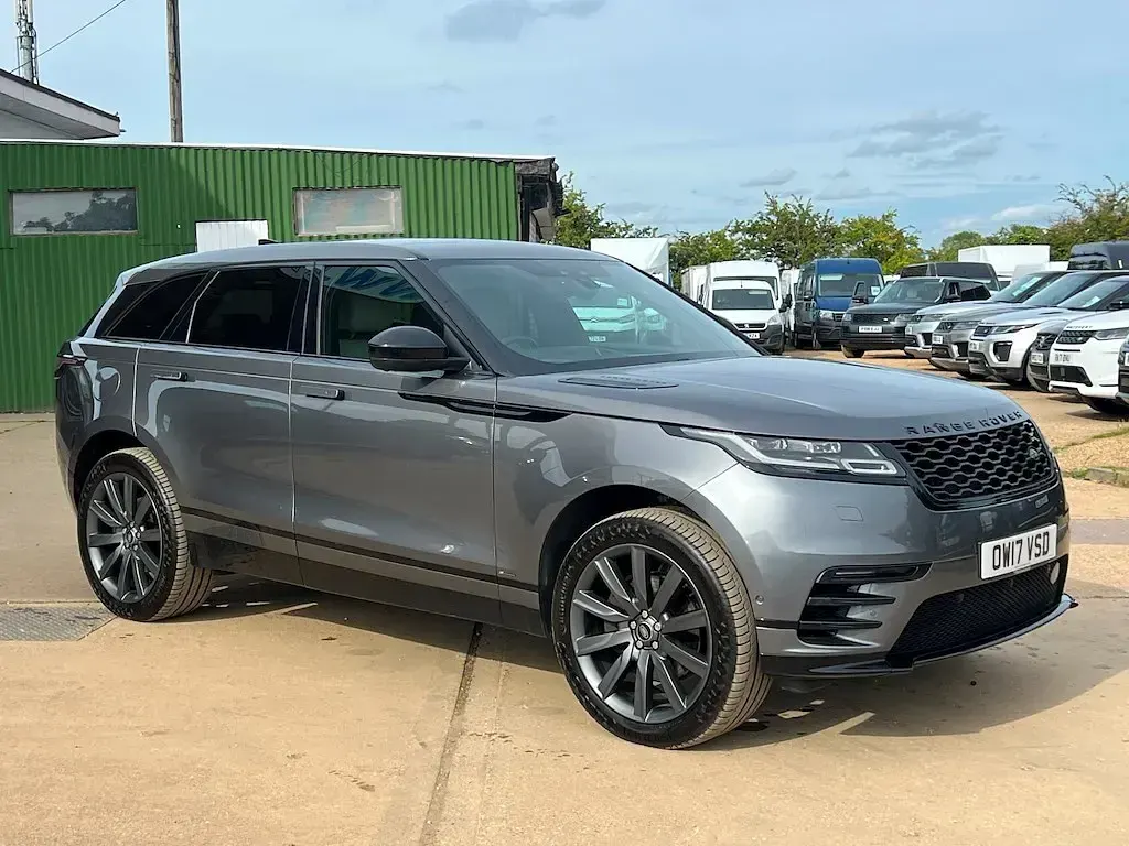 Usado Land Rover Range Rover Velar HSE Dynamic 300 CV (220 kW) 2017 Gris SUV