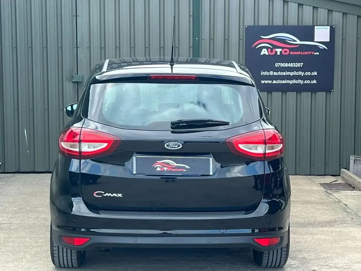 Used Ford C-MAX Zetec 120 HP (88 kW) 2016 Black MPV