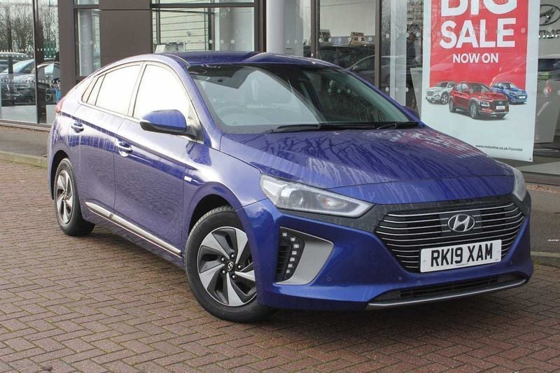Blue Used 2019 Hyundai Ioniq Premium Sedan | £12,943 (Fair price) - Image 1/4