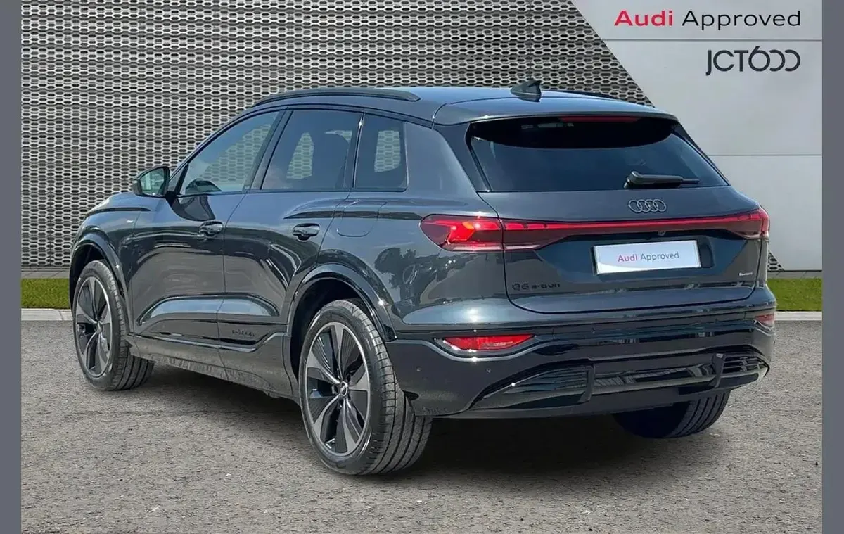 Used Audi Q6 e-tron Black Edition 314 kW (428 HP) 2026 Grey SUV