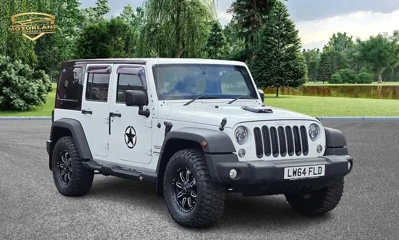 Used Jeep Wrangler Sahara 280 HP (205 kW) 2015 White SUV
