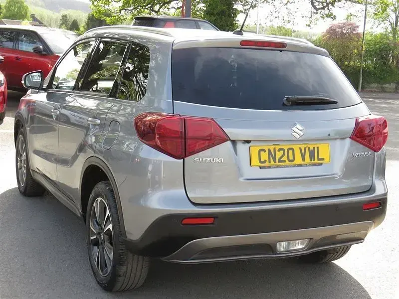 Second-hand Suzuki Vitara SZ5 140 CP (102 kW) 2020 Gri SUV