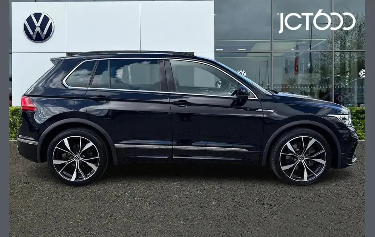 Used VW Tiguan R-line 190 HP (139 kW) 2022 Black SUV