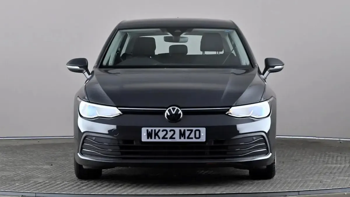 Used VW Golf VIII Life 130 HP (95 kW) 2022 Grey Hatchback