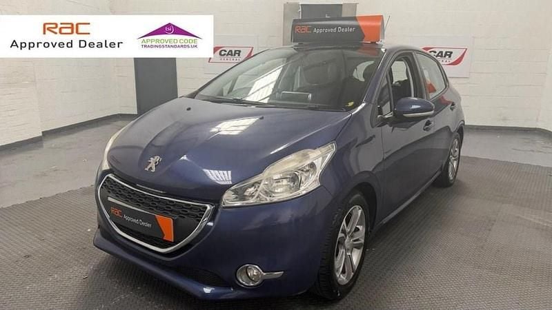 Used Peugeot 208 Active 82 HP (60 kW) 2013 Blue Hatchback