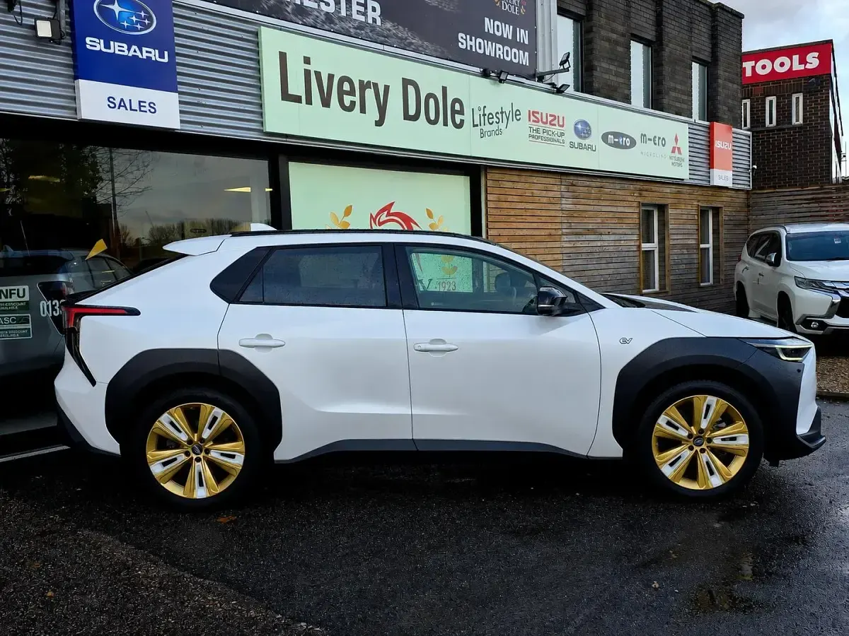 Used Subaru Solterra 150 kW (204 HP) 2023 White SUV