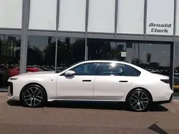 Used BMW i7 M Sport 400 kW (544 HP) 2023 White Sedan