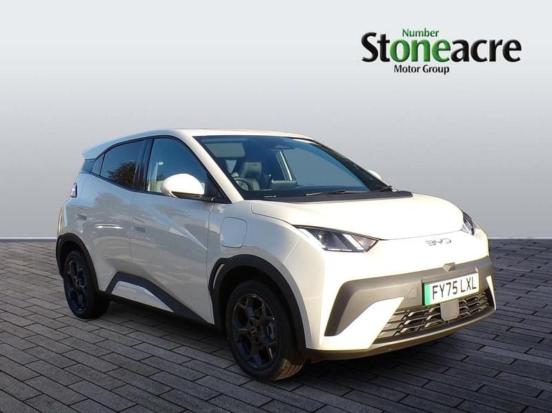 White New 2025 BYD Dolphin Comfort Hatchback | £16,980 (Super price) - Image 1/4