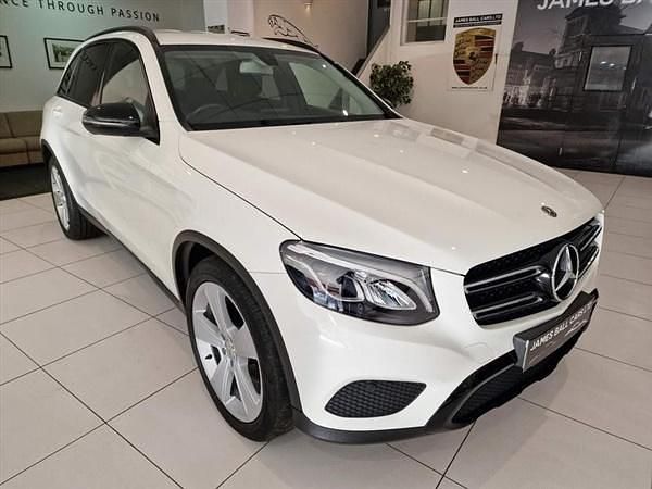 Glacier white Used 2018 Mercedes 220 Urban Estate | £22,995 - Image 1/1