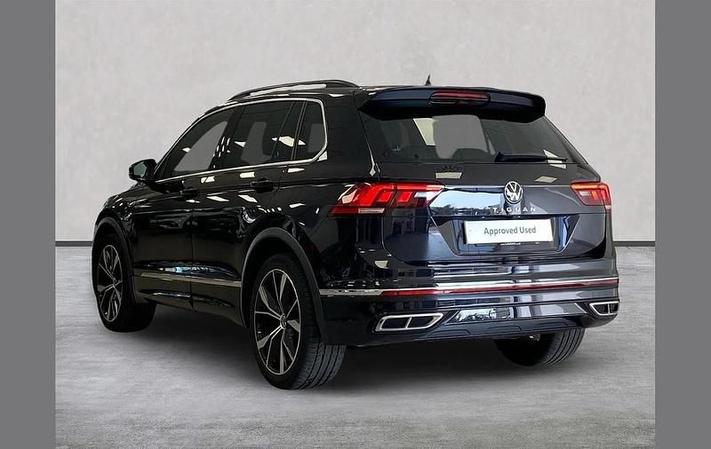 Used VW Tiguan R-line 150 HP (110 kW) 2023 Black SUV
