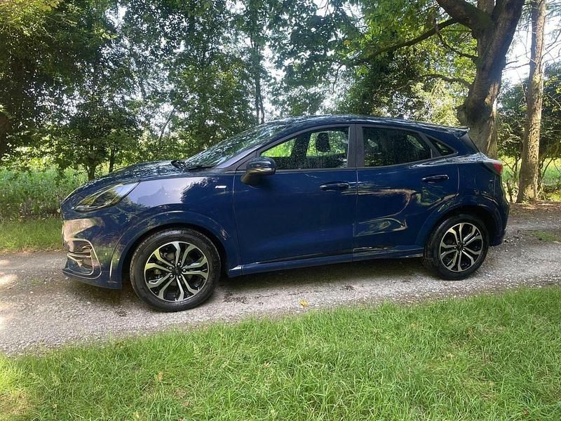 Begagnad Ford Puma ST-Line 2023 Blå Halvkombi