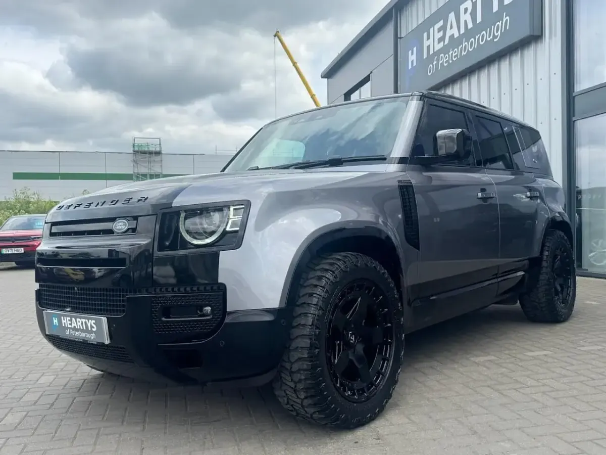Used Land Rover Defender HSE 240 HP (176 kW) 2020 Grey SUV