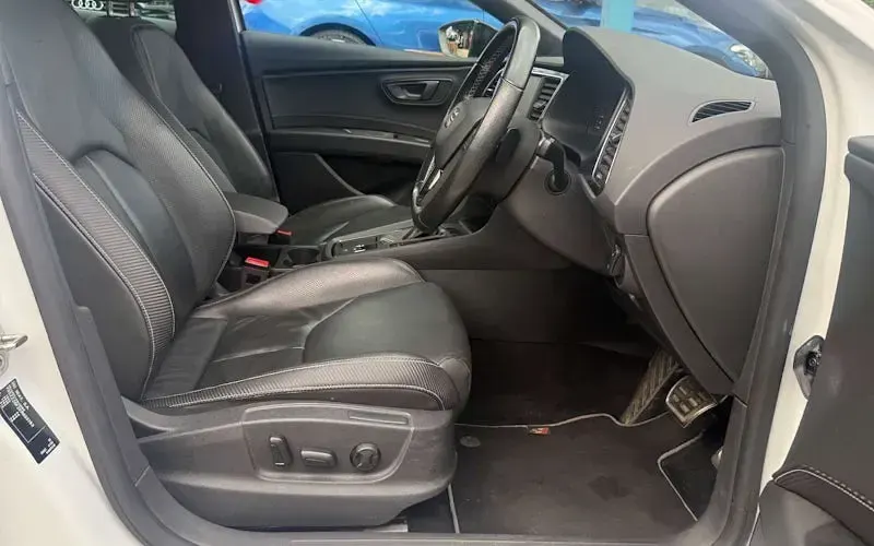 Used Seat Leon CUPRA 290 HP (213 kW) 2020 Hatchback