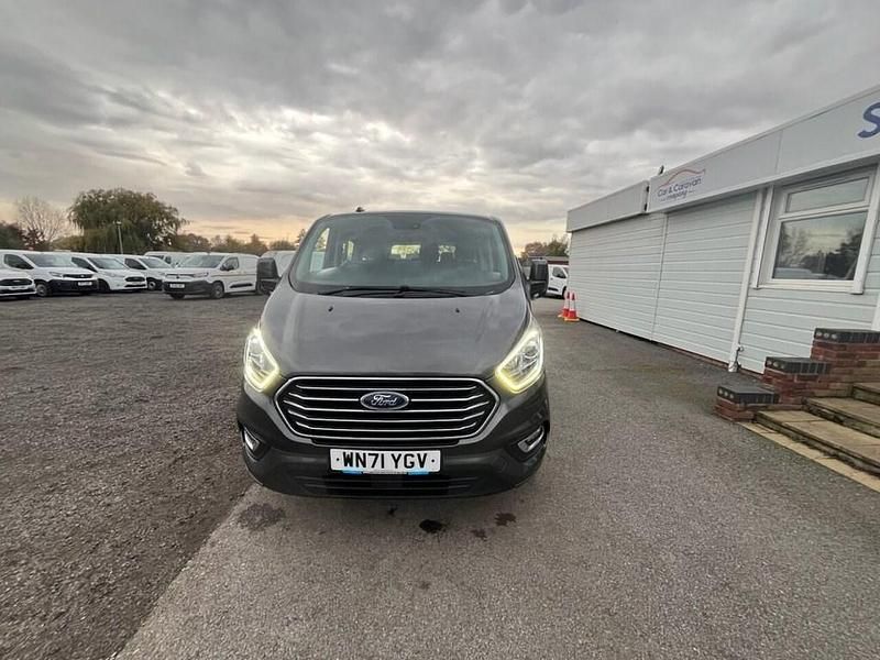 Used Ford Tourneo Custom Titanium 130 HP (95 kW) 2021 Grey Van